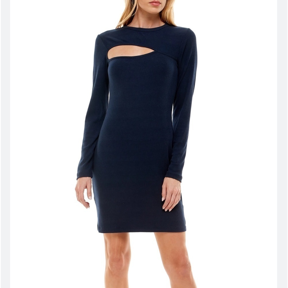 Socialite Ribbed Dress Front Cut-Out. Large. NWT